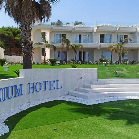 Jonium Hotel - Amazing Sea View And Swimming Pool بولسانو المظهر الخارجي الصورة