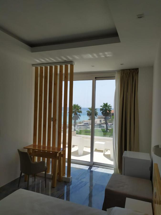 Jonium Hotel - Amazing Sea View And Swimming Pool بولسانو المظهر الخارجي الصورة
