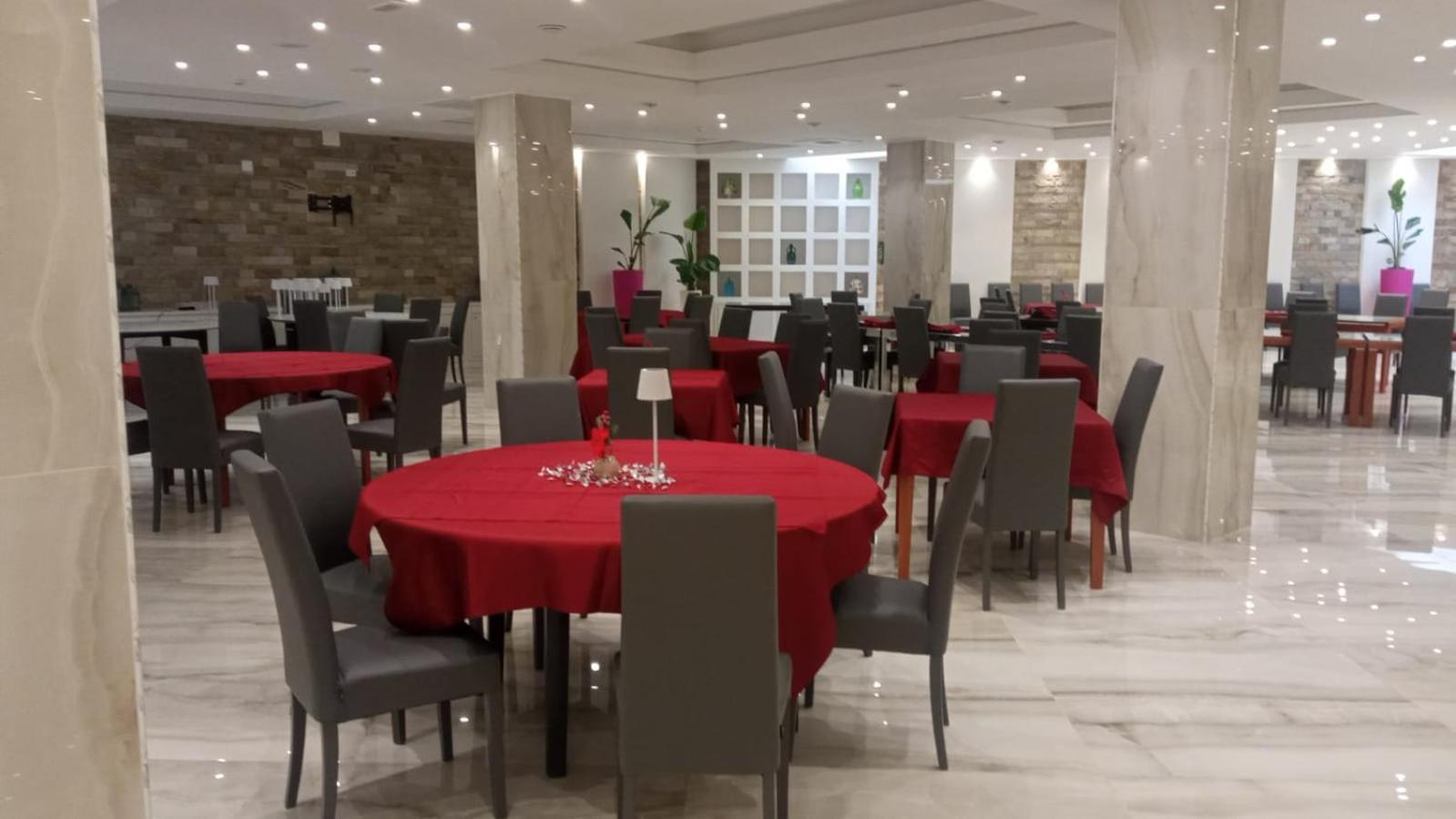 Jonium Hotel - Amazing Sea View And Swimming Pool بولسانو المظهر الخارجي الصورة